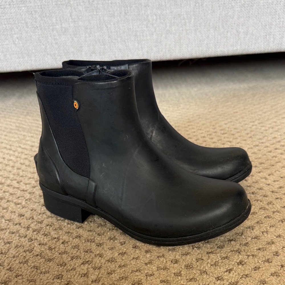 Bogs Black Ankle Rain Boots, insulated